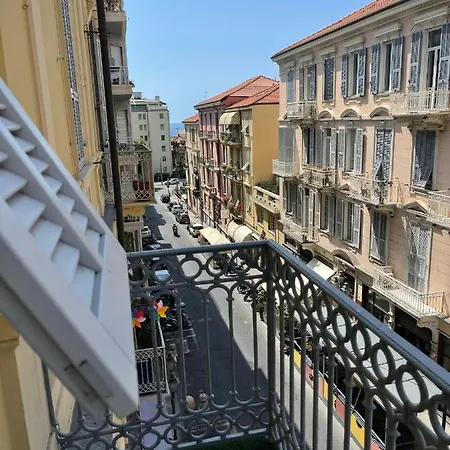 In The Heart Of Apartment